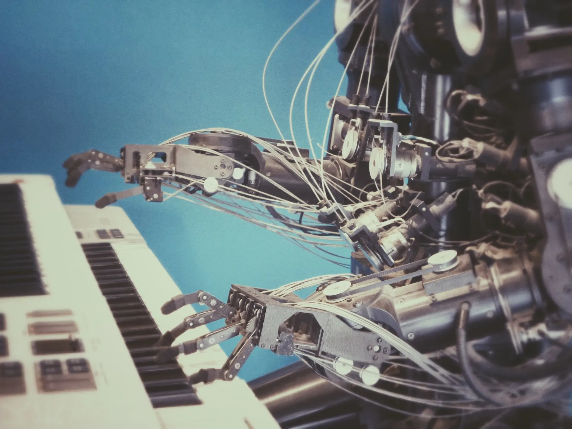 Anthony Bourdain, Robots and the Autumn Statement